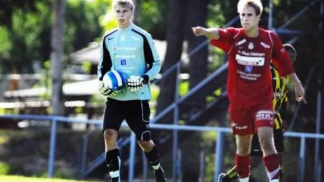 LÖFTE. Fredrik Enberg i Piteå IF kommer med stor sannolikhet inte att spela i Piteå nästa säsong. Flera av länets främsta spelare tvekar om att fortsätta.