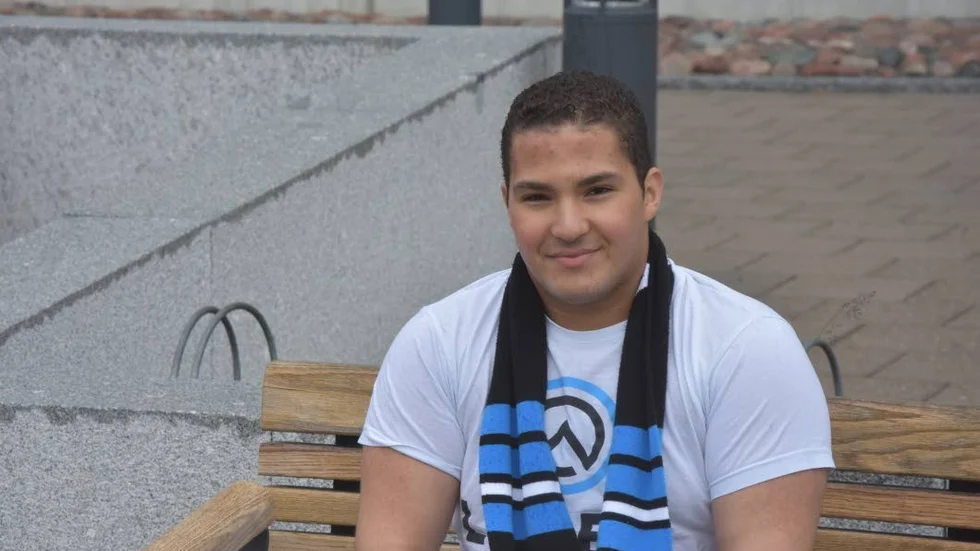 Livsstil. Josef Hassan älskar att heja fram Luleå basket i alla säsongens hemmamatcher och hoppas på en ny guldsäsong.
