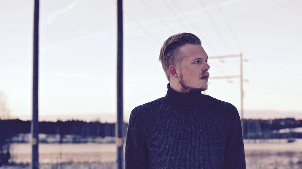 Arvid Ingberg tävlar i Svensktoppen Nästa med låten "Du Är".