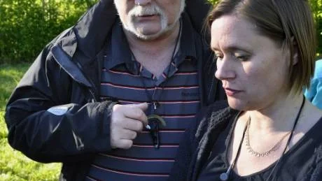 OMPRÖVNING. Göran Hedberg (NS), ordförande i miljö- och byggnämnden, lämnade öppningar för att tänka om. Lena Goldkuhl i Aktionsgruppen för ett attraktivt Torpgärdan tog tacksamt emot.