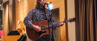 Recension: Känner oss som hemma med Kristian Anttila