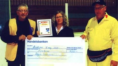Årets ungdomsidrottsstipendium tilldelades Ingela Andersson.Eftersom stipendiaten befann sig på träningsläger tog hennes mor Gun Engström emot checken på 4 000 kronor av Hasse Norberg och Christer Berglund.