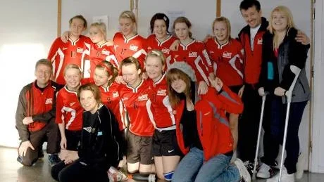 VINNARLAGET. Här är Kiruna HK:s flickor 93, som vann mot Bardu IL i finalen.