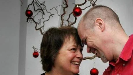 DEBUTANTER. Kirunaparet Anna-Karin och Björn Olofsson ger ut varsin debutroman.