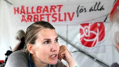 "Jag är förvånad över att Gustaf Seppelin och Johan Löfroth alls sattes på jobbet. De hade ingen utbildning och det var kaos på arbetsplatsen", säger Elinor Torp, som följt fallet och som skriver på boken "Döden på jobbet".