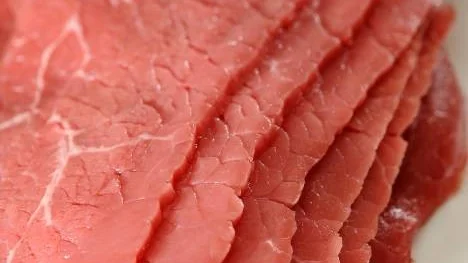 Bland annat lövbiff återkallas på grund av en salmonellarisk.