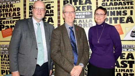 Landshövding Sven-Erik Österberg besökte Piteå på torsdagen. Kommunalråden Peter Roslund och Helena Stenberg visade vad kommunen har att erbjuda.