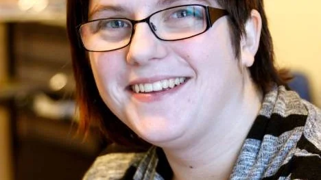 "Man måste våga lite och inte vara så feg", säger Therese Ölund som tycker att det är bra att Stenvalls vill rekrytera både killar och tjejer.