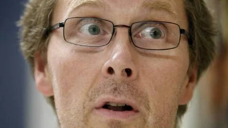 Elgitarr- och ensemble-läraren Tommy Lakso säger att en av uppgifterna för musik- och dansskolan är att ge ungdomar just spelvana.