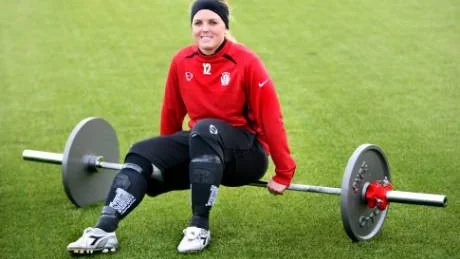 Charlotte Nygren är Piteås starka nyförvärv. Hennes spel på planen bygger också mycket på just styrka.