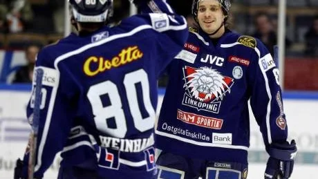 ANTINGEN ELLER. Johan Fransson väljer mellan Luleå och Skellefteå.Foto: SCANPIX