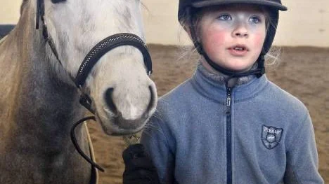Cornelia Johansson med B-ponnyn Moflos Frederico.