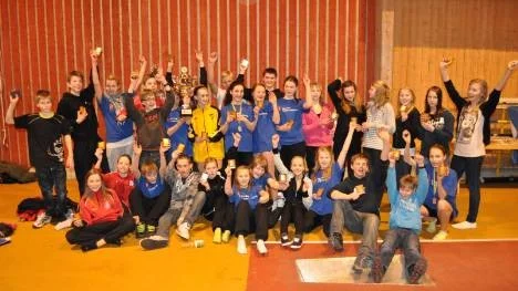 I klassen pojkar och flickor 13-14 vann Norrbotten länsmatchen överlägset.