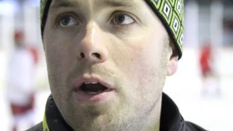 "Ett bra initiativ", menar Stefan Hedlund som sköter hockeyträningen.