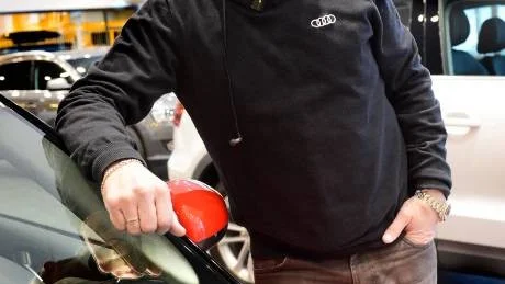 NYCKET NÖJD. Jan Müller, vd för Müllers bil, kan konstatera att 2012 blev ett bra år för biljhandleln i länet. Han eget företag ökade sin försäljning med 22 procent.