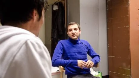 FLYDDE. Ahmad "Zaki" Aklil började arbeta som tolk åt de internationella styrkorna i Afghanistan 2009. Ett yrke som till slut fick honom att tvingas fly från sitt hemland.