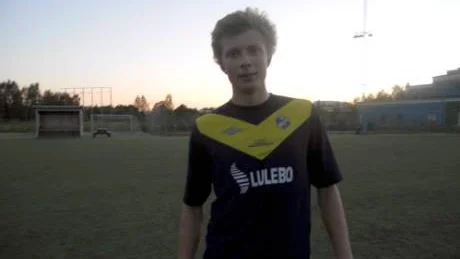 NÖJD. Målskytten Jonathan Pantzare gladdes åt Liras seger.