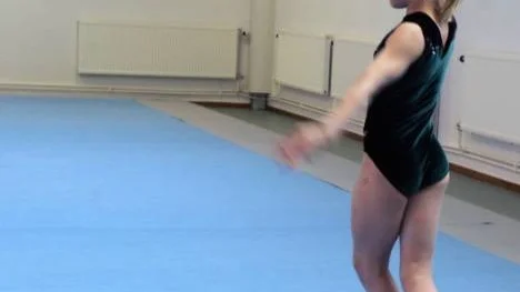 Hemmagymnasten Julia Rumbutis lyckades vinna alla grenarna vid Barentskampen i Älvsbyn. (Arkivbild)