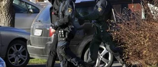 Två Hells Angels-män häktade