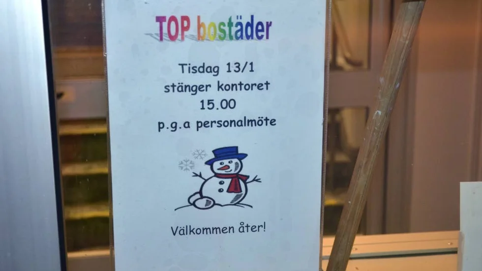 Dagen efter. På grund av pulverlarmet under måndagen höll TOPbostäder under tisdagen ett möte för all personal. Foto: Catrine Johansson Lantto