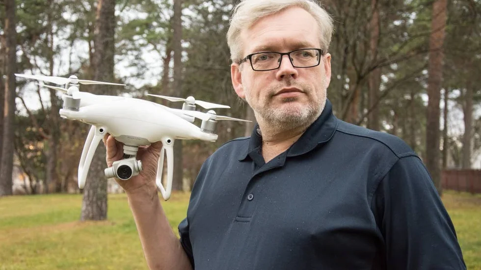 Slutfotograferat. För fotografen Micke Törnqvist och alla andra är det nu i princip stopp för att fotografera med en kamera från en drönare.
