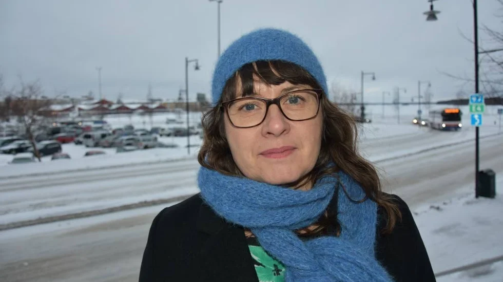 Drömchans. Just nu finns 600 sommarjobb att söka inom vård och omsorg i Luleå. "Det finns också goda möjligheter att gå vidare från sommarjobbet till en fastare anställning", säger Anna-Lena Hellström, enhetschef för Kompetensförsörjning vid socialförvaltningen i Luleå kommun.