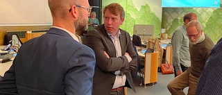 Kommunen måste ta sitt ansvar för vägarna