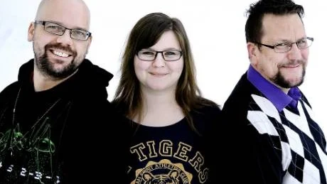 DOKUMENTÄRFILM. Kalixborna Jonas Ek, Olivia Renko och Andreas Hyttsten gör en dokumentär i tre delar om industrimetalbandet Rammstein.