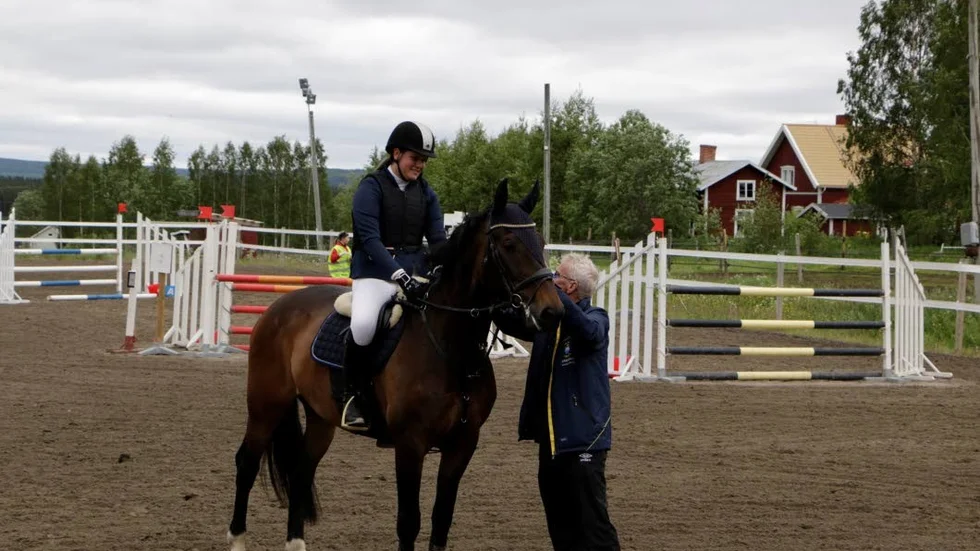 FELFRI. Johanna Karlsson hade en felfri hoppning på 1.10 med hästen Raclette.