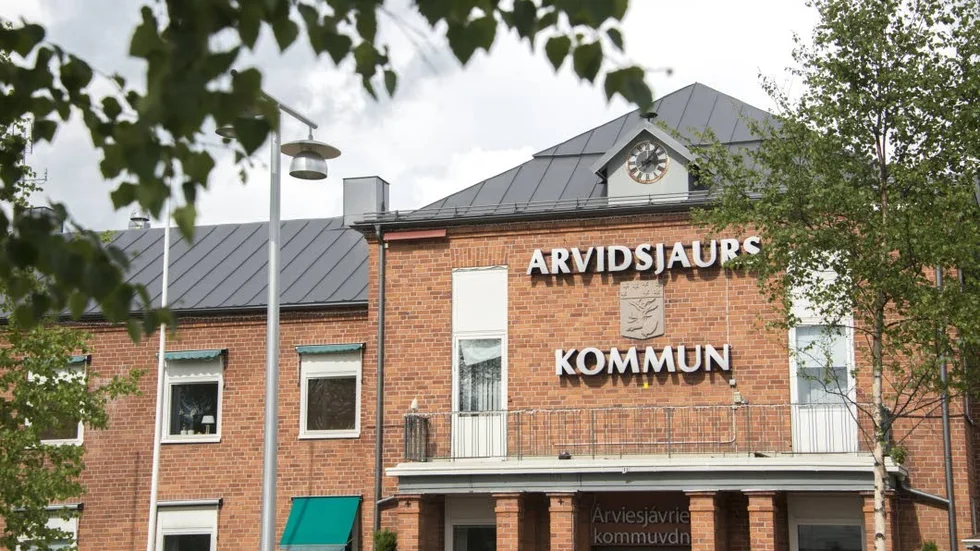Rena rama raset. Från att ha varit utnämnd till bästa skolkommun 2010 och 2011, till plats 266 av landets 290 kommuner. Nu ska raset utredas.