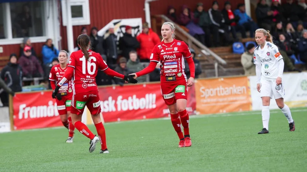 Blir stjärnor i Mellanöstern. Piteå IF och allsvenskan får internationell spridning.