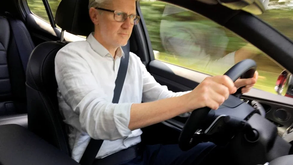 Experten. Jan-Erik Berggren, motorexpert på Expressen, tror på elbilarnas framtid.