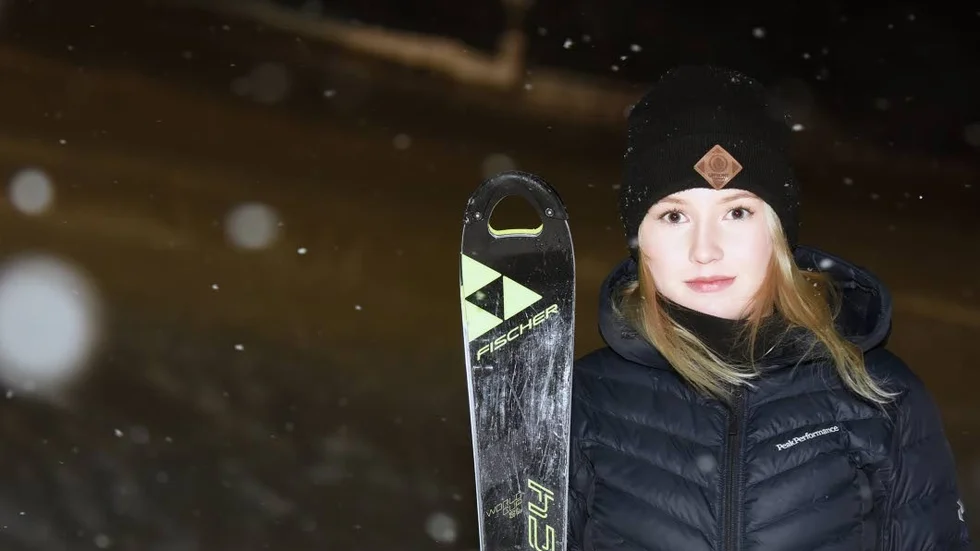 Pallen. Kiruna BK:s Matilda Edvinsson slog till med en pallplats när klubbens stora Fis-tävlingar avgjordes i Luossabacken.