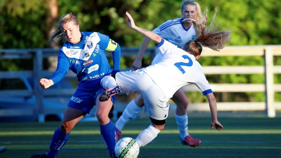 På fall. Anne Lindvall och Alvik fick topplaget Team TG på fall. "Arkivbild)