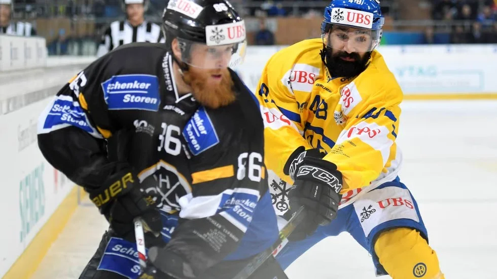 Semester. Linus Klasens säsong är över efter uttåget i semifinalspelet mot Bern som förlorades med 1–4.