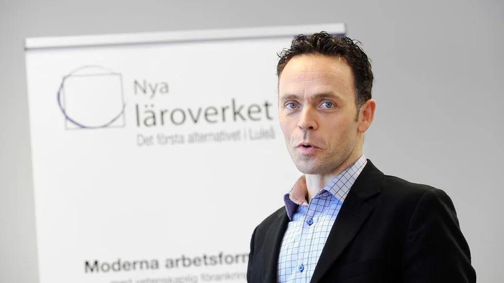 Efter olyckan. Magnus Selberg, vd för Nya läroverket säger att skolan har hört av sig till alla föräldrar som berörts av olyckshändelsen som skedde på skolan.