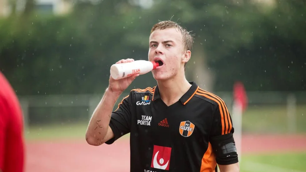 Joel Elofsson har bestämt sig för att fortsätta i FC Gute även 2019.