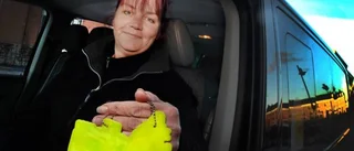 Hon ser till att vi syns i mörkret