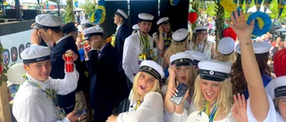 TV+BILDER Se studenternas firande på vagnen – Helagotand.se hakade på