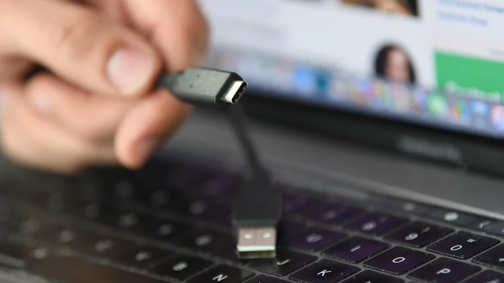 En uppgörelse har nåtts inom EU om att göra usb c-kontakter till standard för alla mobiltelefoner. Arkivfoto.