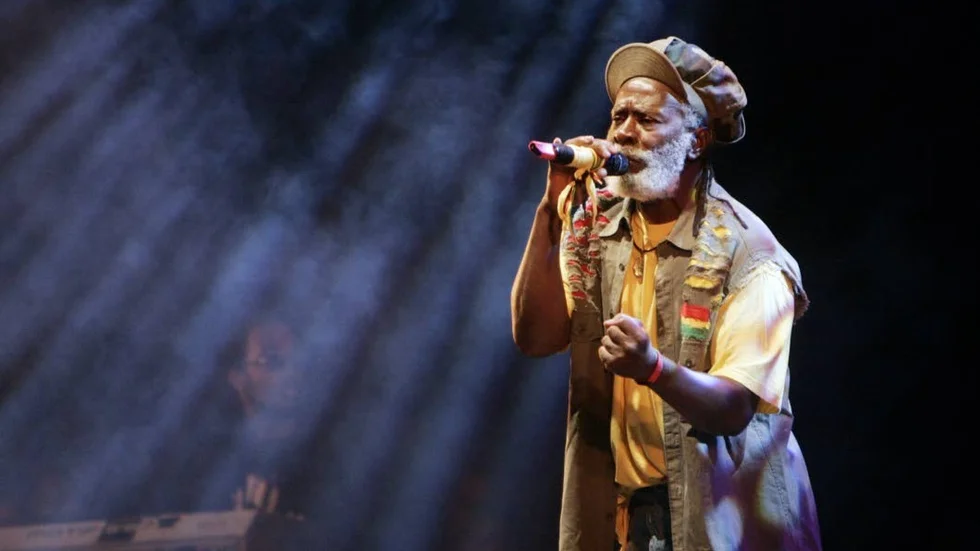 Så här såg det ut 2008 när legendaren Burning Spear uppträdde på Uppsala reggaefestival. I sommar återkommer han för en av allt att döma sista konsert i Sverige.