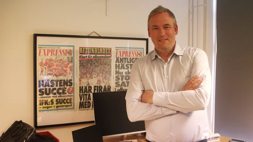 "Vi kämpar ju fortfarande med likviditeten. Vår väg är inte som en motorväg", säger Hästens klubbdirektör Johan Lundström.