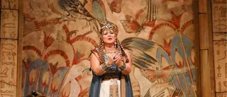 Aida-drama på Roxy