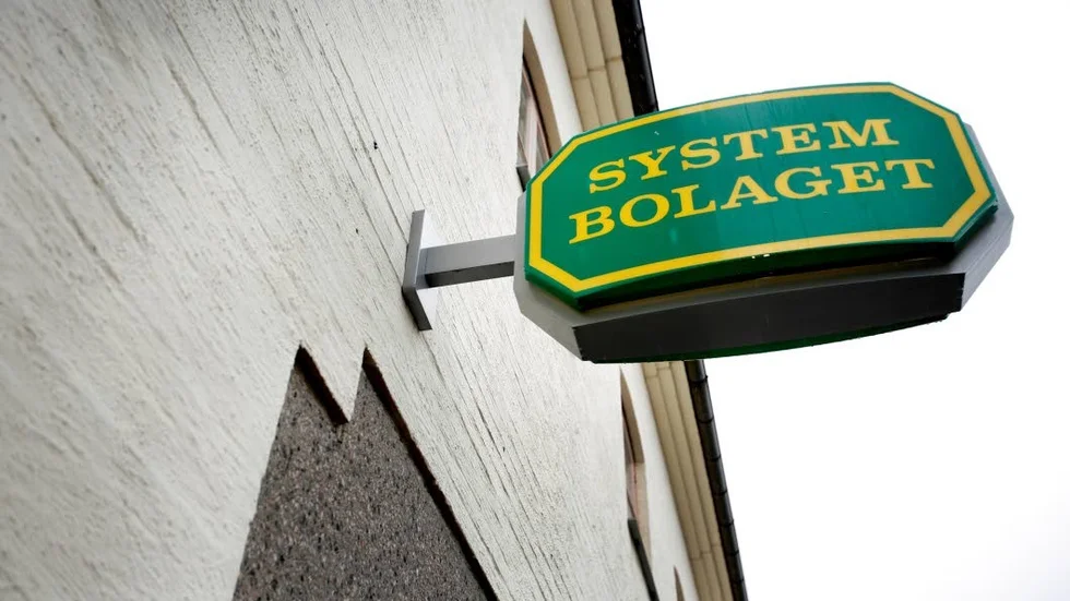 Systembolaget,  Östercentrum i Visby. Skål! När svenska folket berättar vilka aktörer de har förtroende för, hamnar Systembolaget vanligen högt. 
