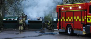 Larmet: Brand i container     