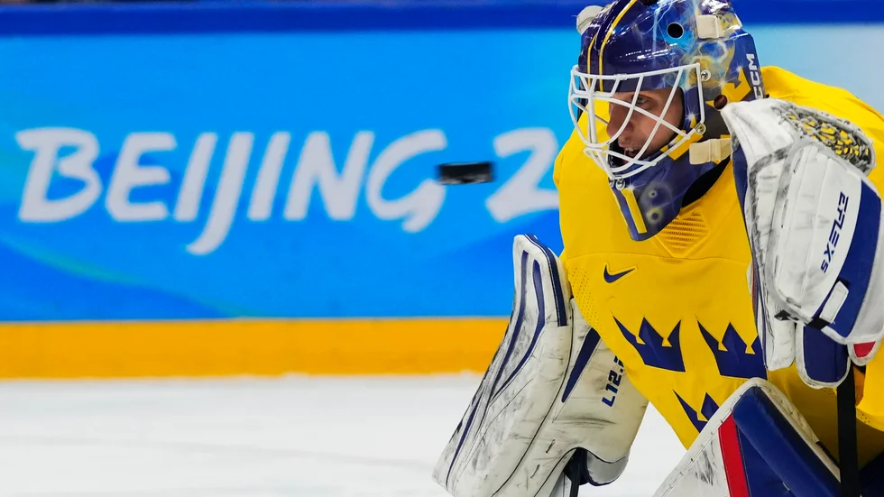 Lars Johansson, som senaste säsongen spelade SKA S:t Petersburg, under OS i Peking. Arkivbild.