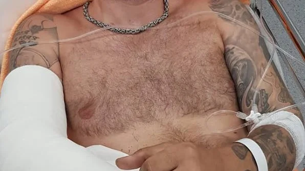 Richard blev inlagd på sjukhus i sex dygn.