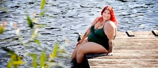 Josefine, 27, är vän med sin tjocka kropp