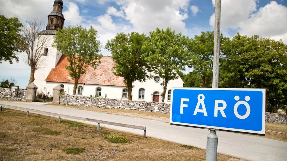 Hantverkshuset. Strax intill Fårö kyrka ligger den nystartade butiken "Hantverkshuset", som har tagit över "Fårö infocenters" lokaler.
