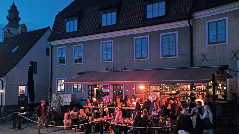Bolaget är en av restaurangerna som har det bästa läget på Stora torget.